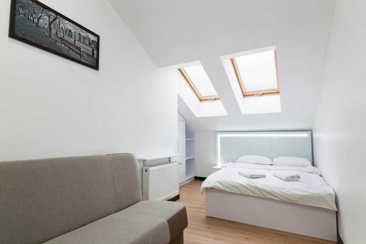 Leogrand Apartment On Doroshenka 38 Lviv Extérieur photo