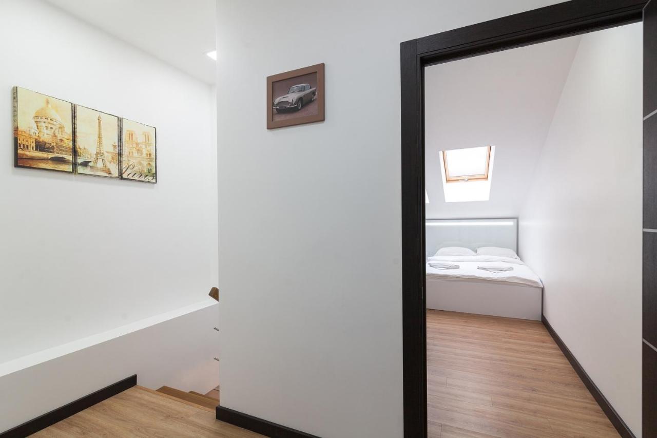 Leogrand Apartment On Doroshenka 38 Lviv Extérieur photo